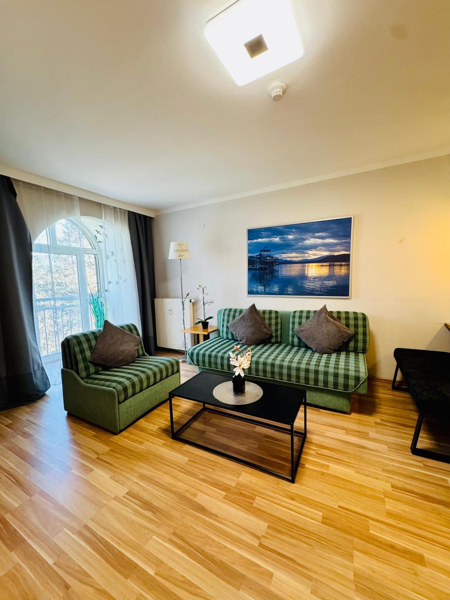 Happystayapartments 菲拉赫 外观 照片